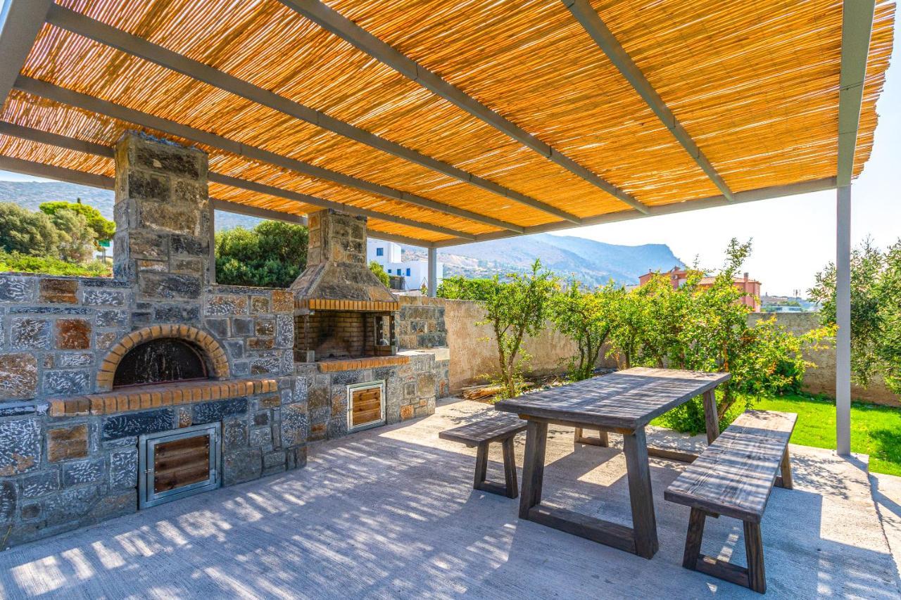 הרסוניסוס Queen'S Gem Luxury Villa - Heated Jacuzzi & Pool מראה חיצוני תמונה