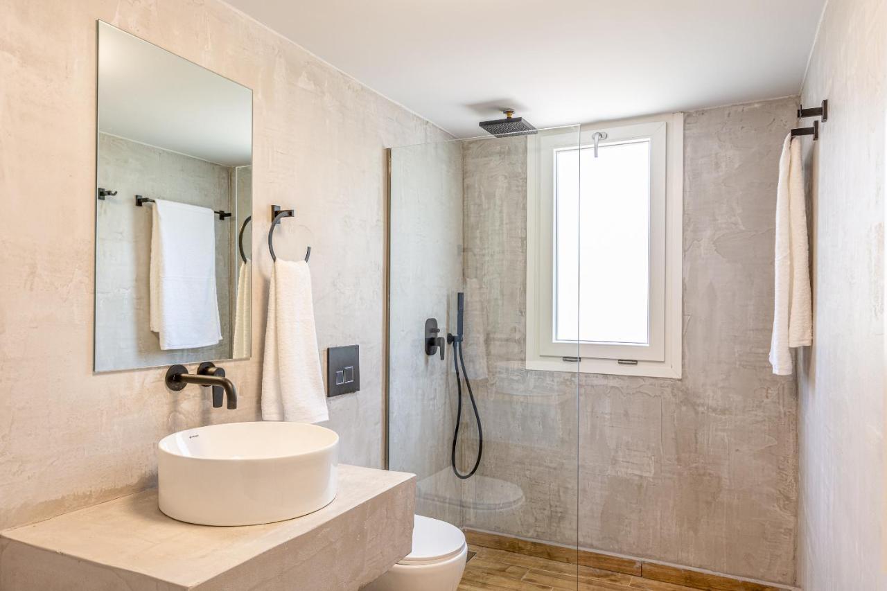 הרסוניסוס Queen'S Gem Luxury Villa - Heated Jacuzzi & Pool מראה חיצוני תמונה