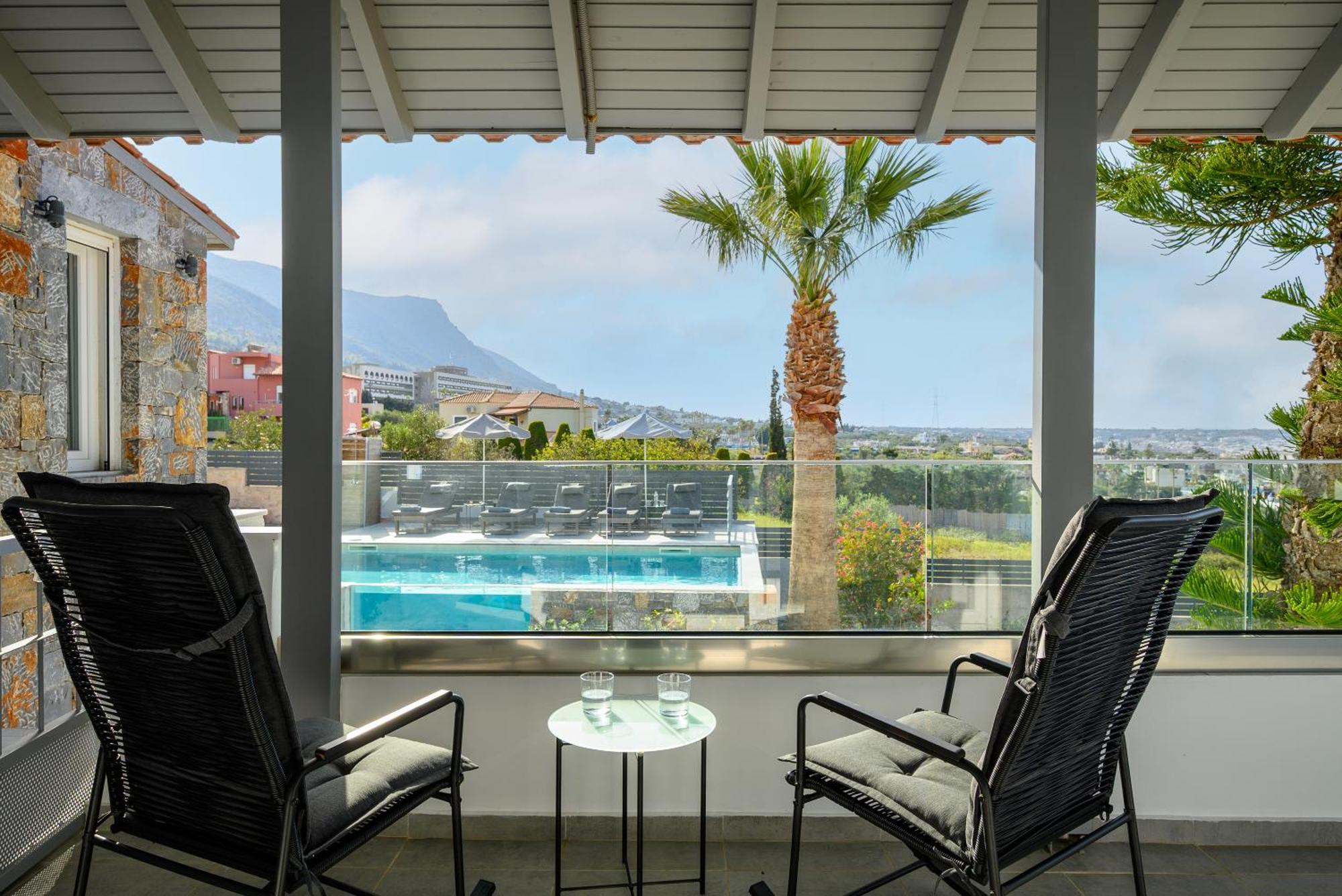 הרסוניסוס Queen'S Gem Luxury Villa - Heated Jacuzzi & Pool מראה חיצוני תמונה
