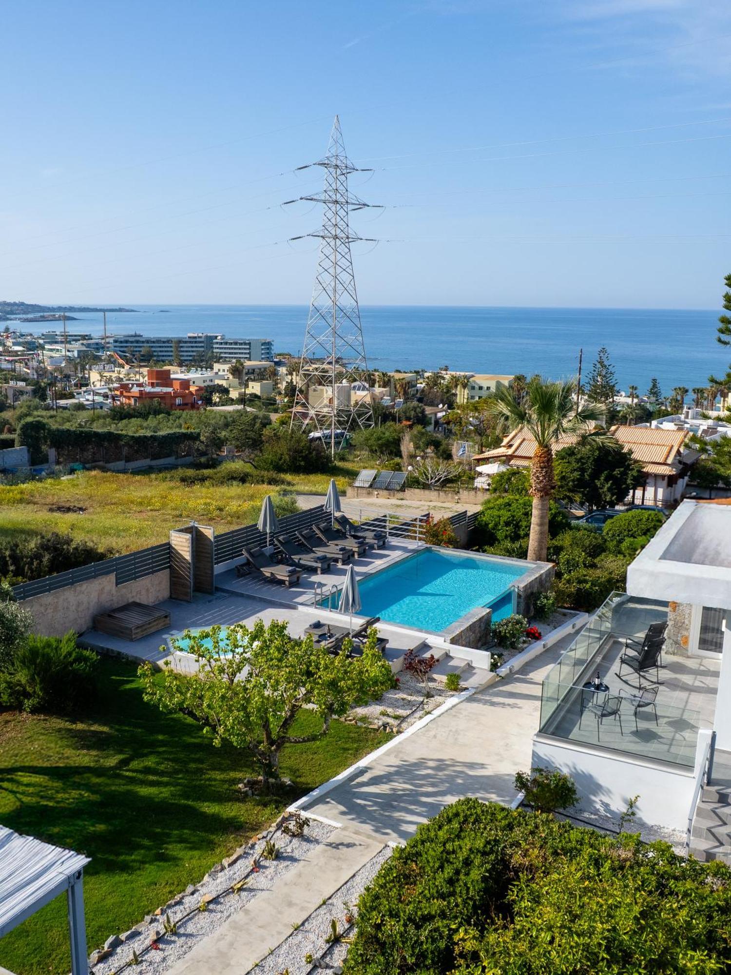 הרסוניסוס Queen'S Gem Luxury Villa - Heated Jacuzzi & Pool מראה חיצוני תמונה